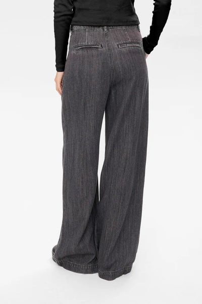 JEANS  NUSEOUL