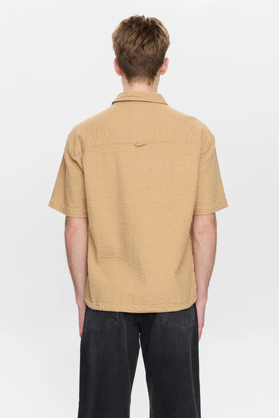 SOBRECAMISA AKOTTO SEERSUCKER SS