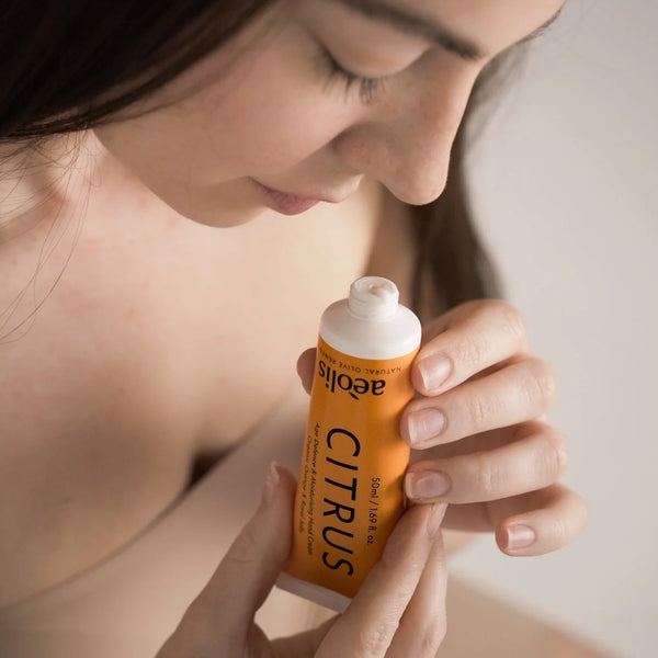 Creme de Mãos Anti-envelhecimento e Hidratante / Cítrico 50ml