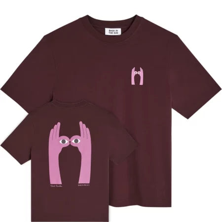 T-SHIRT LOOK