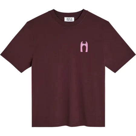 T-SHIRT LOOK
